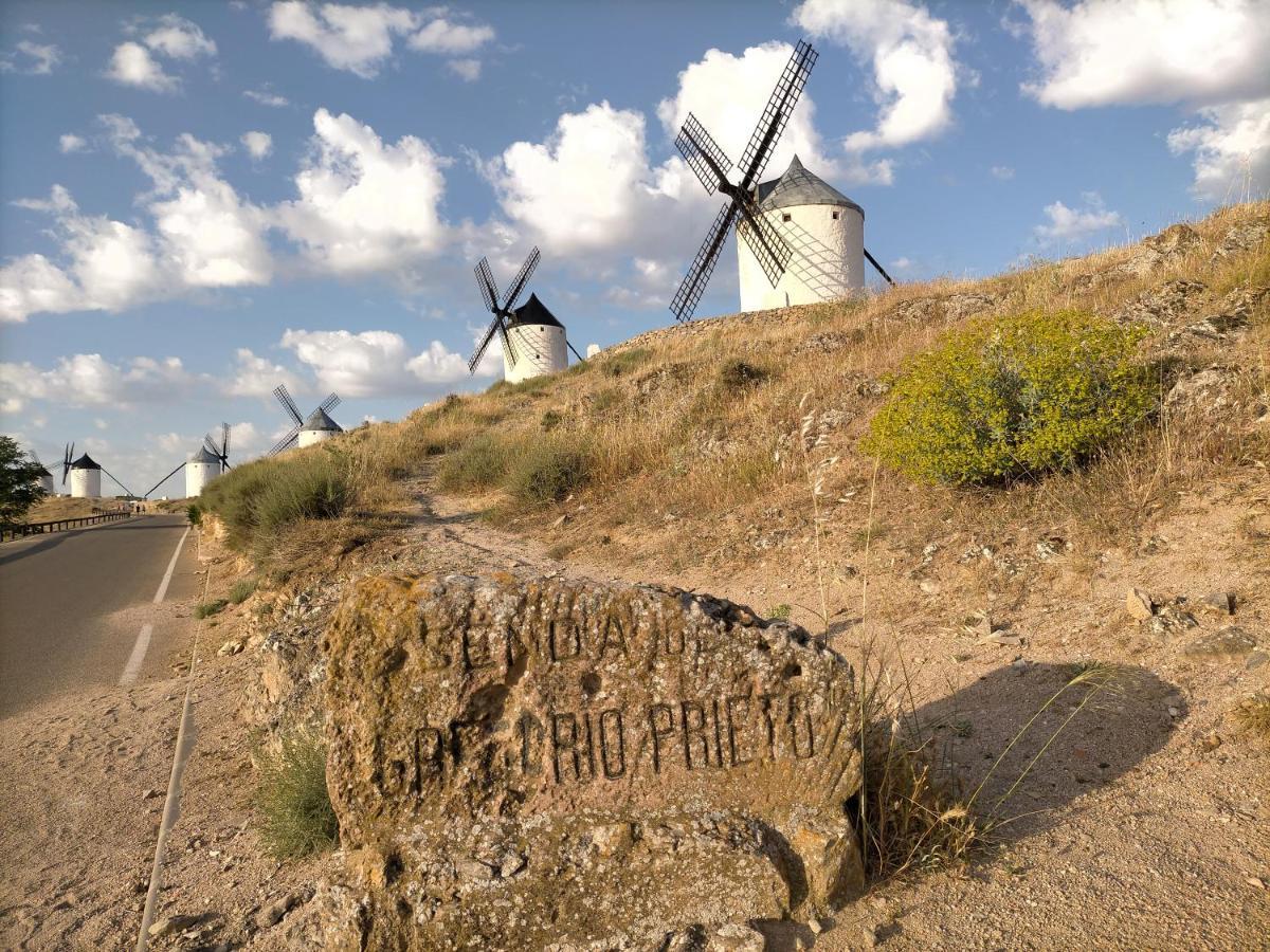 Azafran Consuegra Pensionat Eksteriør billede